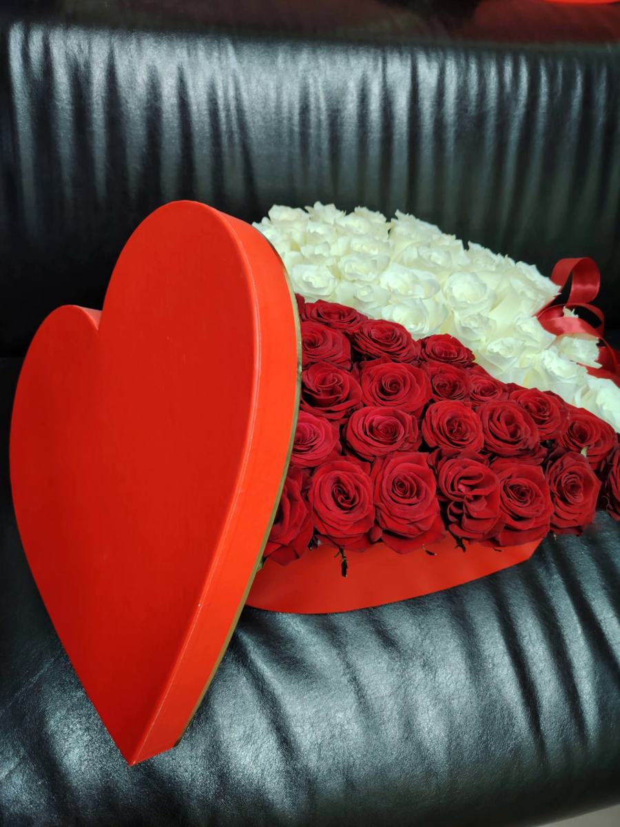 Коробочка в виде сердца "ты и я"